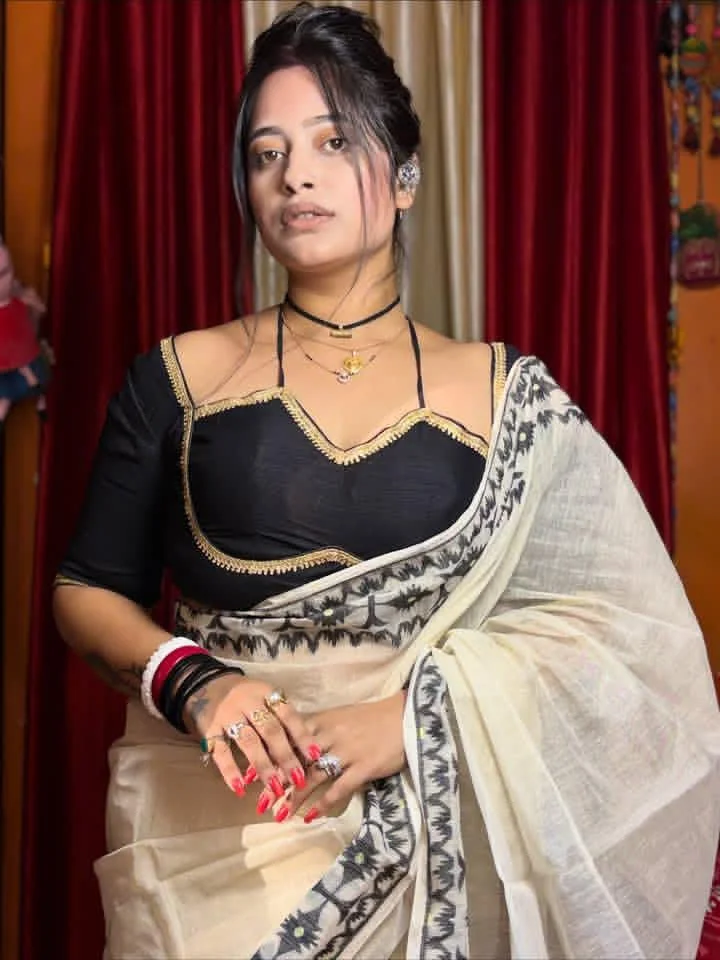 Hungry for cock Air hostess escort girl in Panipat whore just for you.